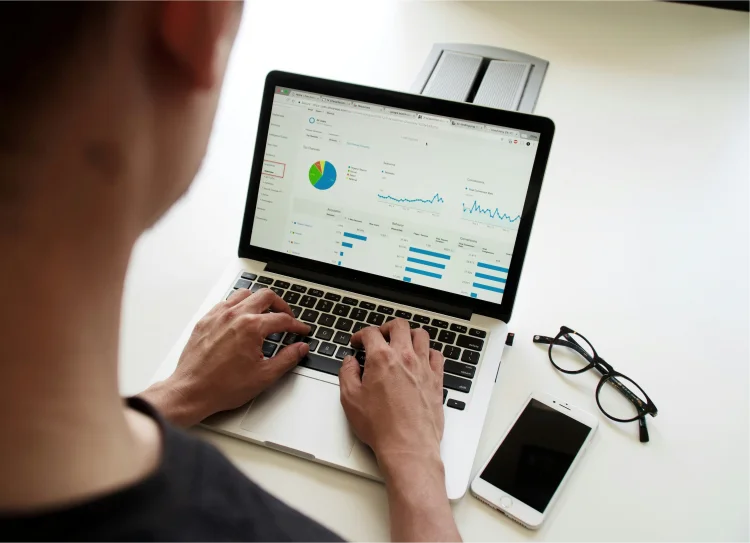 Person using macbook pro
